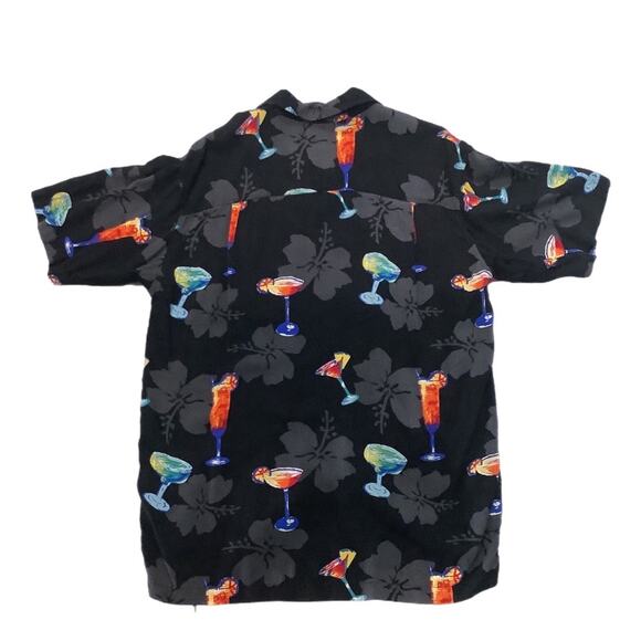 Cherokee Waikiki Hawaiian shirt - Picture 2 of 3